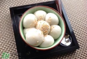 芝麻汤圆上火吗？吃黑芝麻汤圆上火吗？