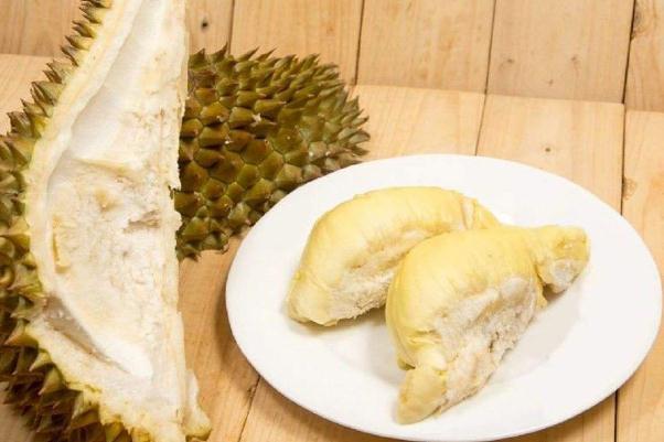 榴莲臭的原因 邻居吃榴莲男子以为煤气泄漏报火警