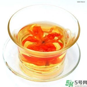 ​喝百合花茶好吗？百合花茶怎么做？