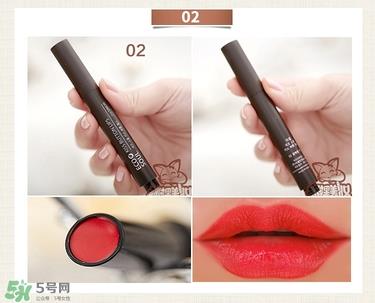 珊瑚红口红是什么颜色？珊瑚红口红试色