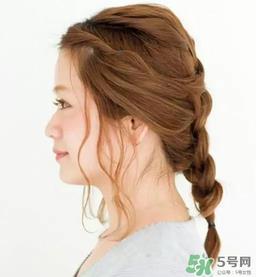 自己怎么编麻花马尾_编麻花辫教程