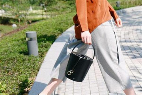 cafune水桶包价格 平价又貌美