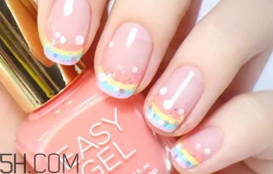 美甲店用的甲油胶什么牌子最多?拼接法式美甲教程图解 美甲店用的甲油胶什么牌子最多?拼接法式美甲教程图解