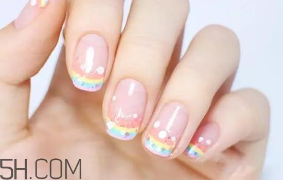 美甲店用的甲油胶什么牌子最多?拼接法式美甲教程图解 美甲店用的甲油胶什么牌子最多?拼接法式美甲教程图解