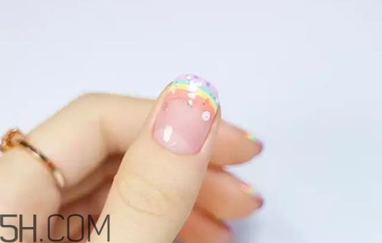 美甲店用的甲油胶什么牌子最多?拼接法式美甲教程图解 美甲店用的甲油胶什么牌子最多?拼接法式美甲教程图解