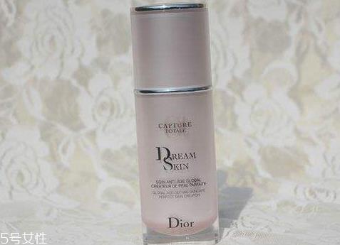 修颜乳和隔离霜哪个先用 修颜乳和隔离霜的区别