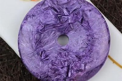 ​紫龙晶有辐射吗 紫龙晶对身体有害吗