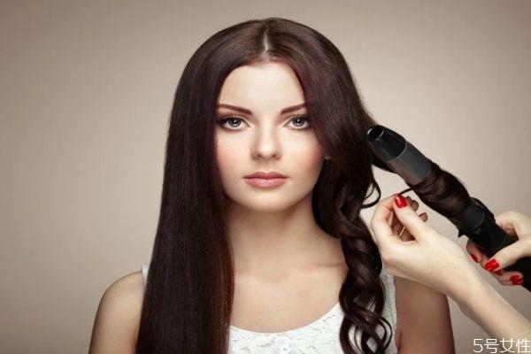 染头发打蜡起什么作用 染头发打蜡能保持多久