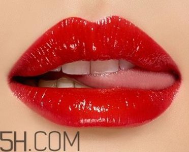 ​mac番茄红和小辣椒那个好看_试色对比