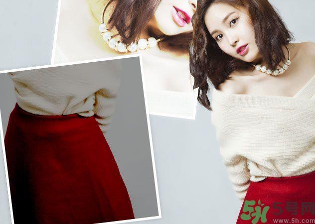 红色服装搭配的时尚彩妆方法