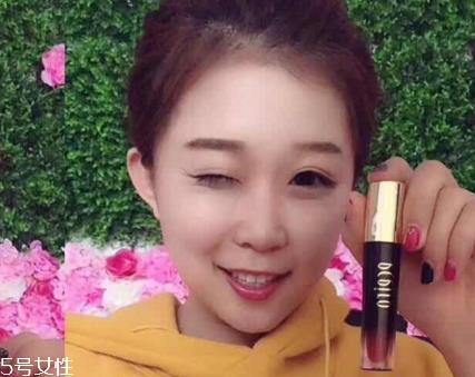 医采唇釉哪个色好看 医采唇釉色号及试色