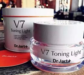 素颜霜适合什么肤质？油性皮肤可以用素颜霜吗？