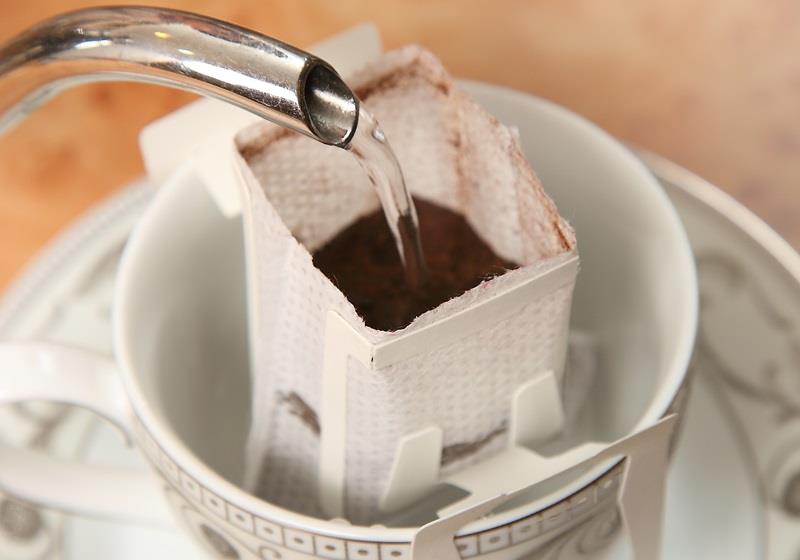 挂耳式咖啡冲泡方法图解 挂耳式咖啡冲泡方法图解