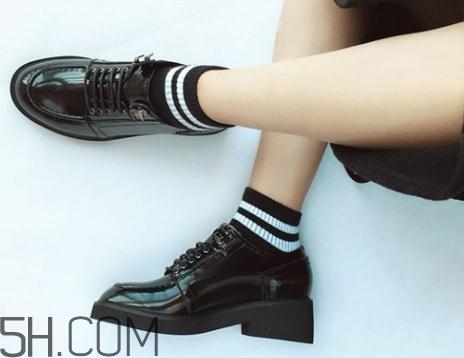 新皮鞋味道大怎么办?新皮鞋有味道怎么去除? 新皮鞋味道大怎么办?新皮鞋有味道怎么去除?