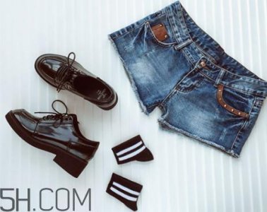 新皮鞋味道大怎么办?新皮鞋有味道怎么去除?