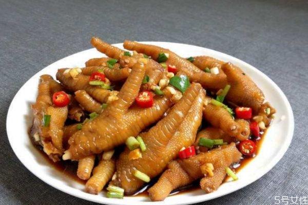 凉拌鸡爪怎么做好吃 凉拌鸡爪的简单做法 凉拌鸡爪怎么做好吃 凉拌鸡爪的简单做法
