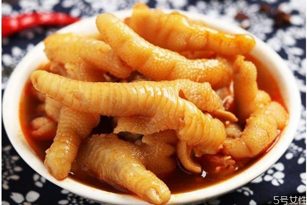 凉拌鸡爪怎么做好吃 凉拌鸡爪的简单做法 凉拌鸡爪怎么做好吃 凉拌鸡爪的简单做法