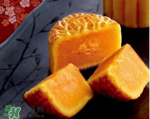 奶黄月饼好吃吗 奶黄月饼怎么保存 奶黄月饼好吃吗 奶黄月饼怎么保存