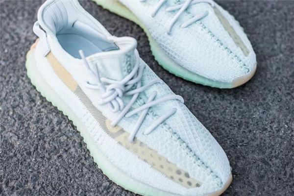 yeezy 350 v2 hyperspace货量 中签几率很大 yeezy 350 v2 hyperspace货量 中签几率很大