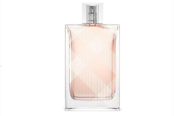 巴宝莉香水的保质期怎么看 巴宝莉香水可以拧开吗 巴宝莉香水的保质期怎么看 巴宝莉香水可以拧开吗