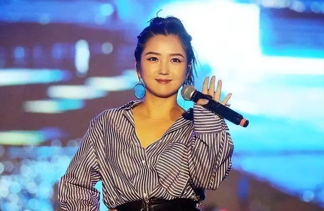 娱乐何洁(中国内地流行女歌手、影视演) 1