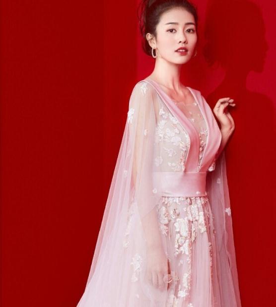 娱乐罗云熙白鹿结婚了?(白鹿个人资料男友) 2