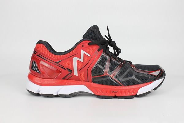 运动鞋买大半码好吗 运动鞋鞋码的怎么选择 运动鞋买大半码好吗 运动鞋鞋码的怎么选择