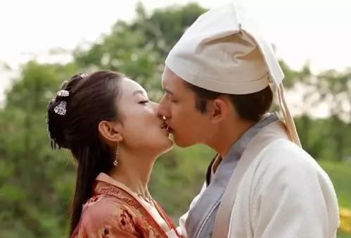 影视追鱼传奇结局,登收视冠军宝座,赵丽颖演绎痴情萌宝红绫,网友:太可爱了 5