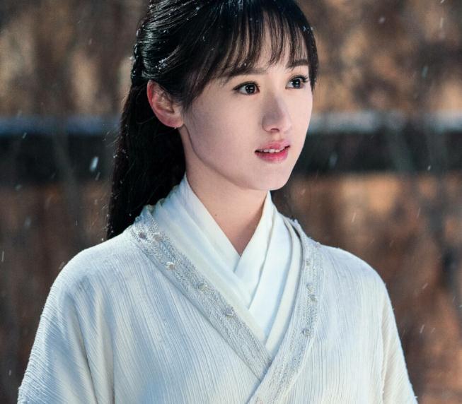 娱乐赵丽颖采访谈成毅袁冰妍(袁冰妍演员请就位) 2