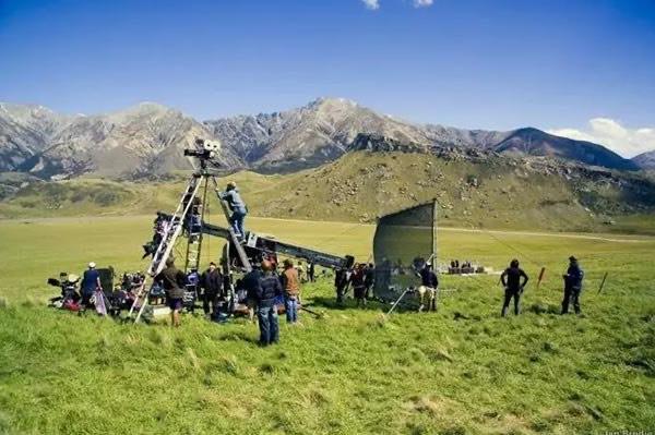 影视拍电影为什么比拍电视剧贵 电影成本高的理由 1