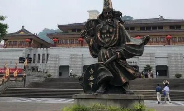 探秘国内哪两个城市阴气重（分别是丰都和南京中山陵）  2