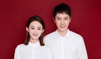 明星拍结婚证件照,赵丽颖夫妇笑容一致,邓超孙俪最有夫妻相!