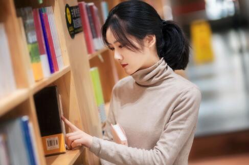 女生把你留着做预备