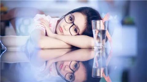 如何在过早表白被拒绝后挽回感情？