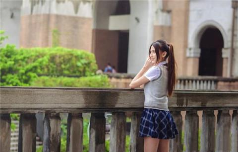 关于爱情哲理的句子，与爱情有关的精辟哲理句子