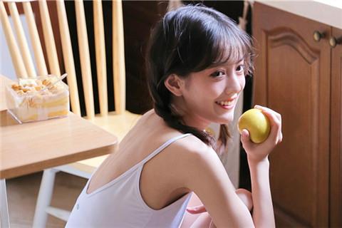 相亲时女生更看重什么，看钱还是看脸