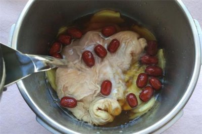 ​红枣猪肚汤的做法 红枣猪肚汤用什么锅炖最好