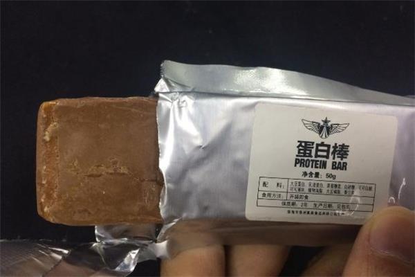 蛋白棒是健身前还是健身后吃 蛋白棒能增肌吗