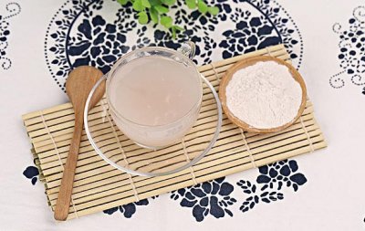 ​藕粉为什么一冲就变成水了 藕粉冲出来是稀的正常吗