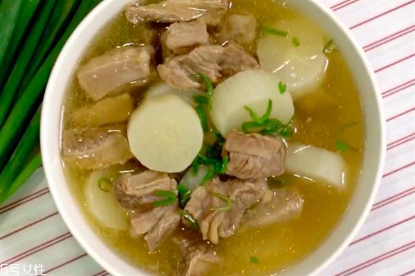 清炖白萝卜牛腩汤的做法与步骤图 清炖白萝卜牛腩汤的做法与步骤图