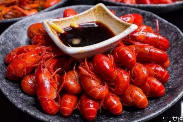 清蒸小龙虾的蘸酱怎么做 清蒸小龙虾的蘸酱简单做法 清蒸小龙虾的蘸酱怎么做 清蒸小龙虾的蘸酱简单做法