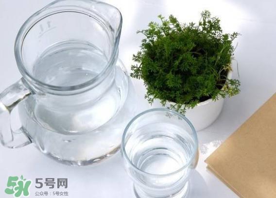 净化水是酸性还是碱性?净化水是小分子水吗 净化水是酸性还是碱性?净化水是小分子水吗