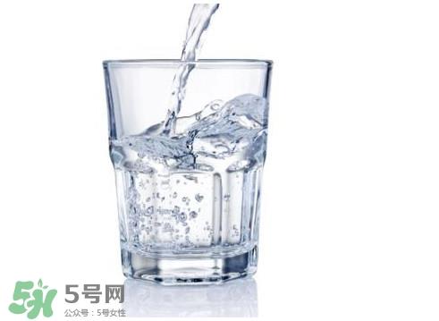 净化水是酸性还是碱性?净化水是小分子水吗 净化水是酸性还是碱性?净化水是小分子水吗