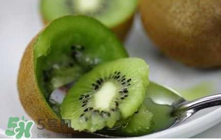 猕猴桃是酸性还是碱性?猕猴桃是酸性吗 猕猴桃是酸性还是碱性?猕猴桃是酸性吗