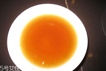 芝麻油是香油吗 芝麻油是香油 芝麻油是香油吗 芝麻油是香油