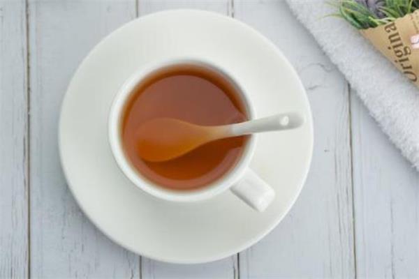 陈皮荷叶茶可以治便秘吗 陈皮荷叶茶可以治口臭吗 陈皮荷叶茶可以治便秘吗 陈皮荷叶茶可以治口臭吗