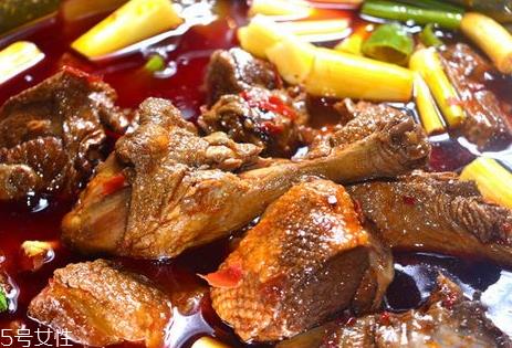 啤酒鸭用高压锅压多久 高压锅啤酒鸭的做法步骤