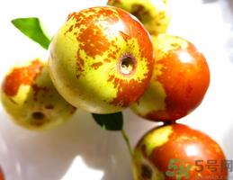 吃新鲜枣子上火吗？鲜枣吃多了会上火吗？