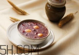 红豆薏米可以放糖吗？红豆薏米加红糖好还是冰糖好？