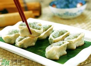 荠菜包饺子必须焯水吗？荠菜包饺子要焯水吗？